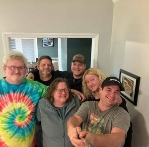 Meet your Posher, Toni